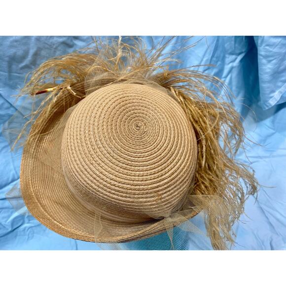 Luci Ames Handcraft Tan Wicker Hat w Ostrich Hat - Picture 3 of 13